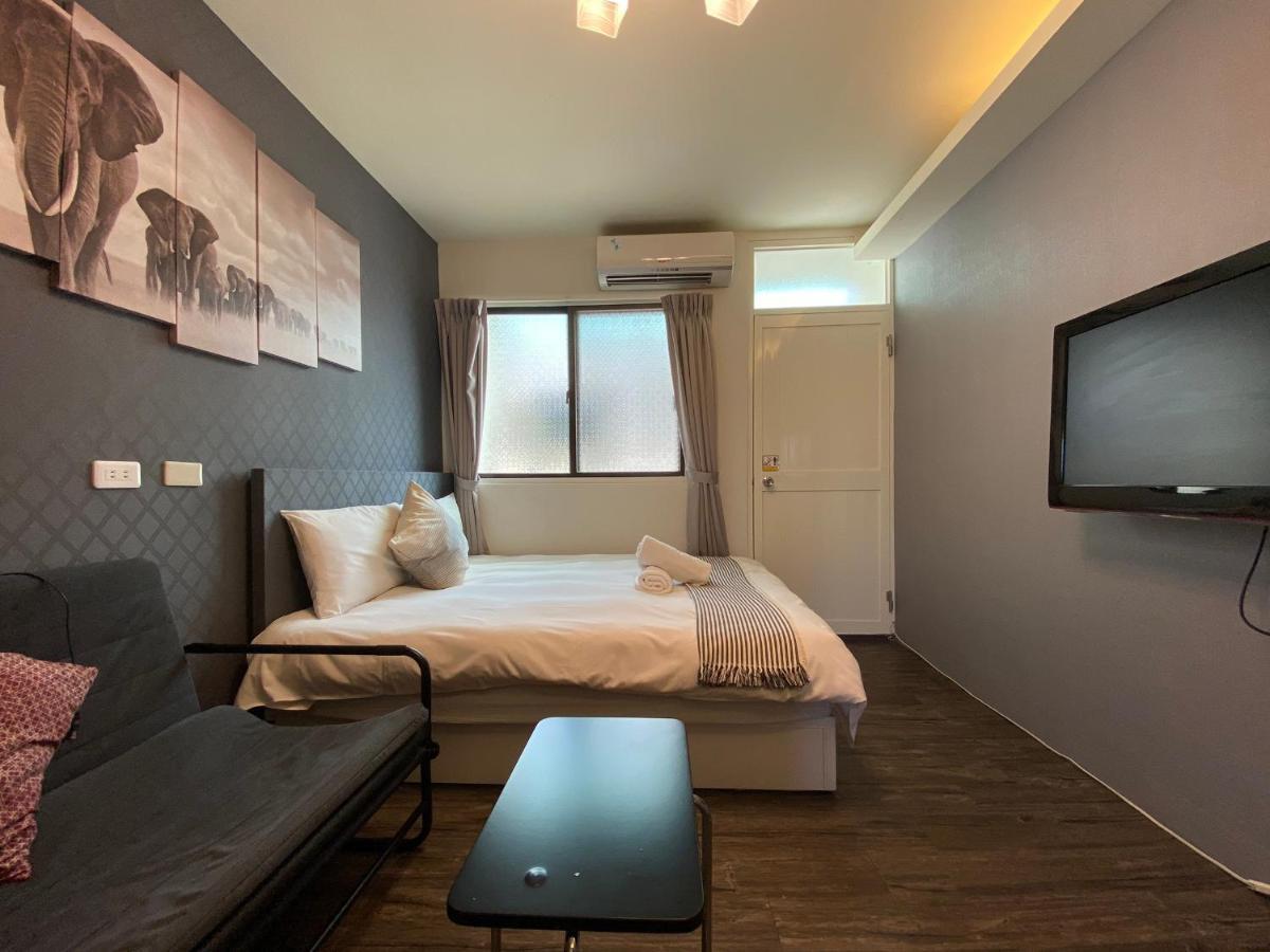 逢甲住宿 無接觸 自助入住 Taichung Exterior photo