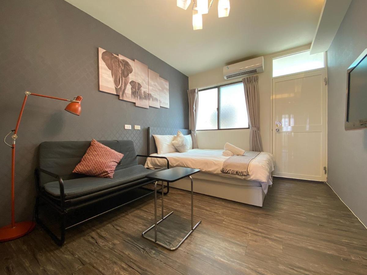 逢甲住宿 無接觸 自助入住 Taichung Exterior photo