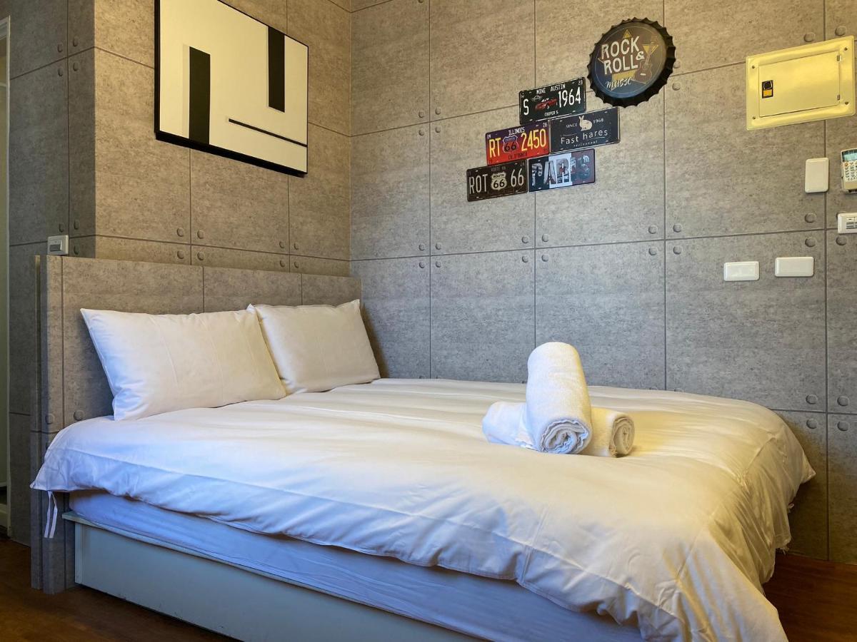 逢甲住宿 無接觸 自助入住 Taichung Exterior photo